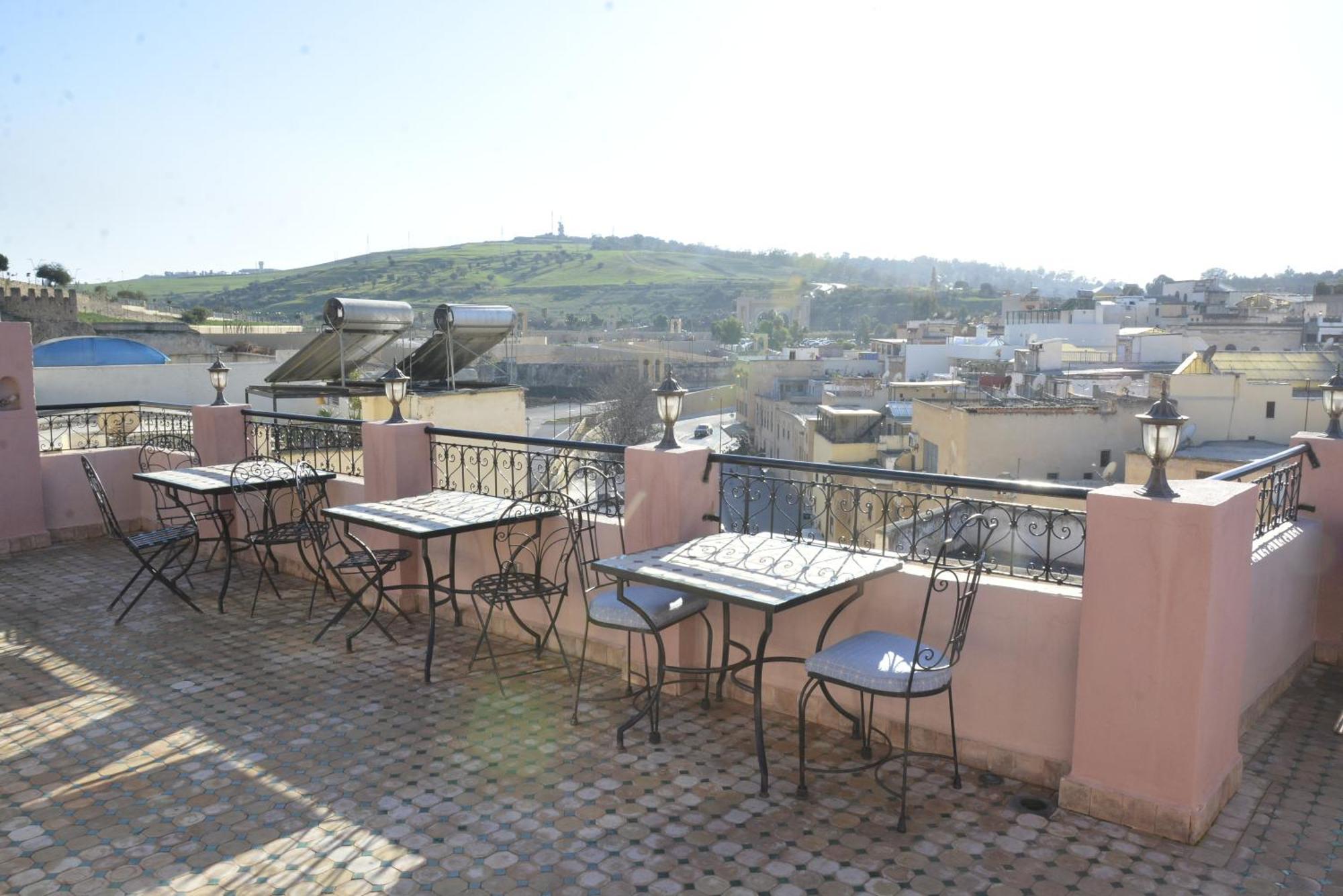 Riad Fes Colors & Spa - Family Lodging Exterior photo