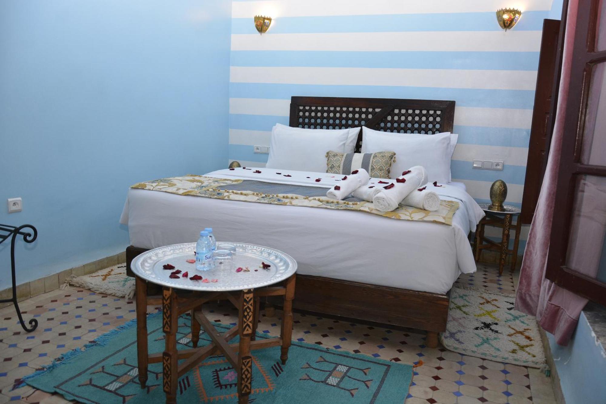Riad Fes Colors & Spa - Family Lodging Exterior photo