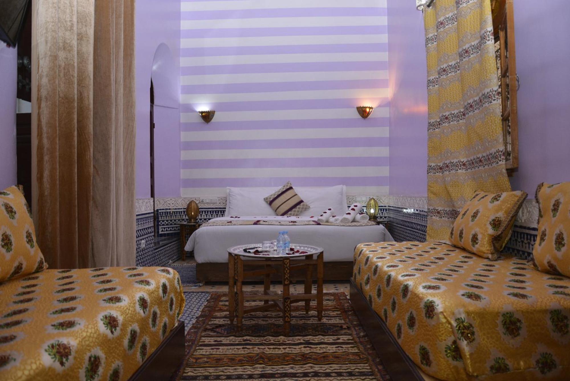 Riad Fes Colors & Spa - Family Lodging Exterior photo
