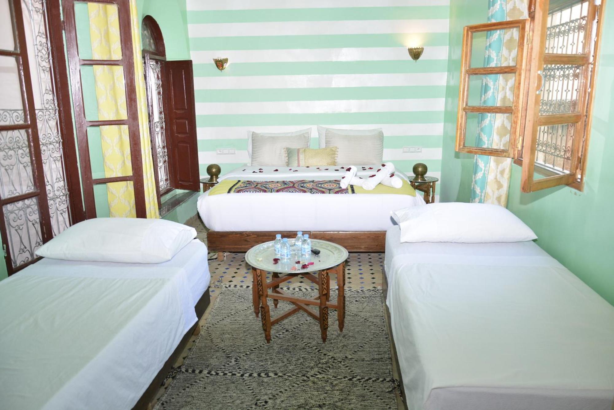 Riad Fes Colors & Spa - Family Lodging Exterior photo